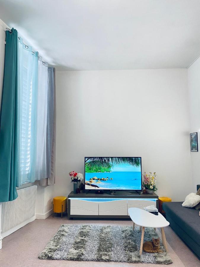 Lyon Full Entier Appartement Bagian luar foto